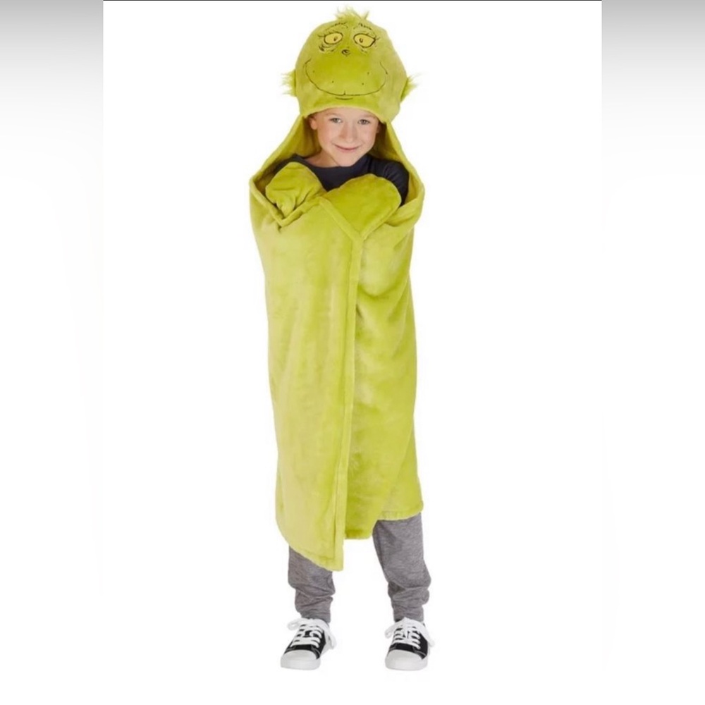 The Grinch Hooded Blanked